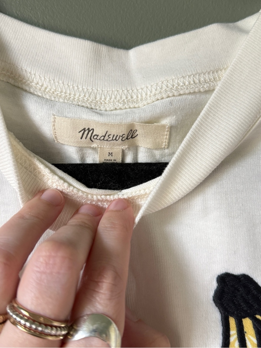 Madewell - Boxy Banana Patch Tee - Size M - Picture 3 of 7